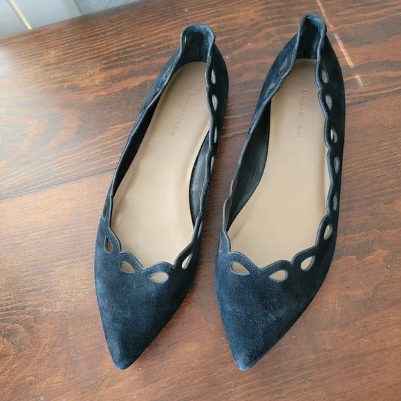 Banana Republic Black Suede Flats. SZ 9.5 - Picture 1 of 9